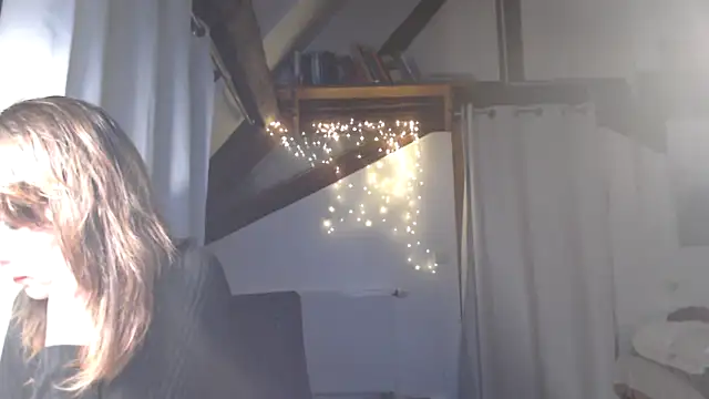 MissDyannis online show from 04/10/26, 06:45