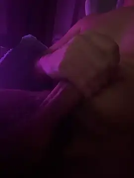 Snapshot of polete1121 chatting on 11/10/25, 01:04 polete1121 online show from 11/10/25, 01:04