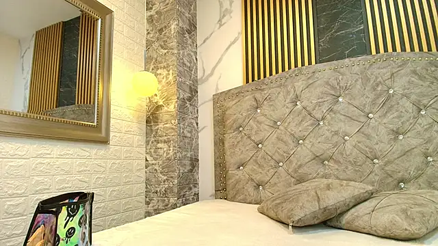 Salome cruxx online show from 01/10/26, 11:45