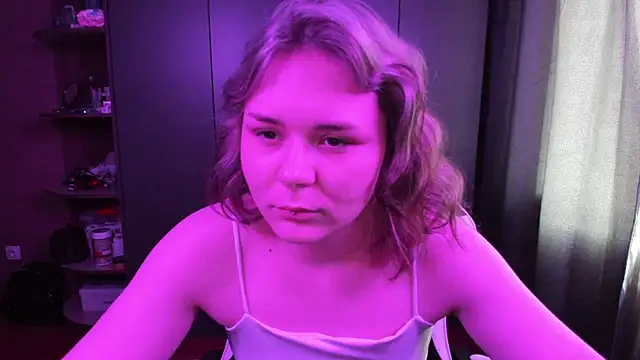 sophia lix online show from 11/11/25, 06:35