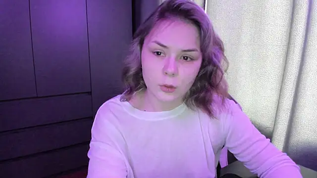 sophia lix online show from 12/16/25, 05:01