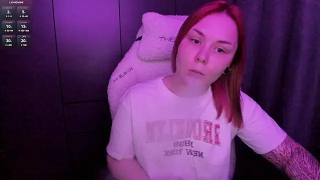 Snapshot of sophia_lix chatting on 07/19/26, 09:07 sophia lix online show from 07/19/26, 09:07