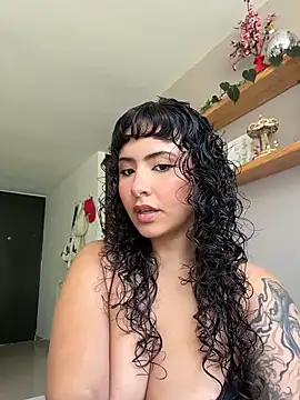 SugarTroubl33 online show from 04/04/26, 02:25