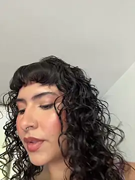 SugarTroubl33 online show from 05/28/26, 02:36