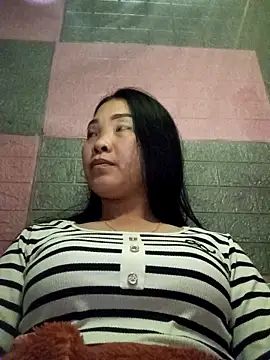 Snapshot of Lovebaby-love chatting on 11/12/25, 12:05 Lovebaby-love online show from 11/12/25, 12:05