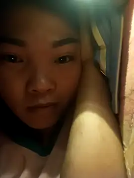 Snapshot of Lovebaby-love chatting on 11/18/25, 10:47 Lovebaby-love online show from 11/18/25, 10:47