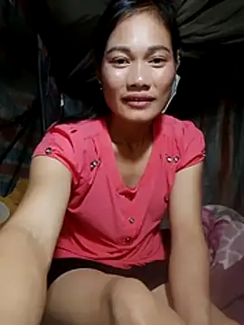 Snapshot of doggy-00 chatting on 11/07/25, 07:19 doggy-00 online show from 11/07/25, 07:19