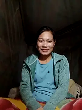 Snapshot of doggy-00 chatting on 11/12/25, 01:22 doggy-00 online show from 11/12/25, 01:22