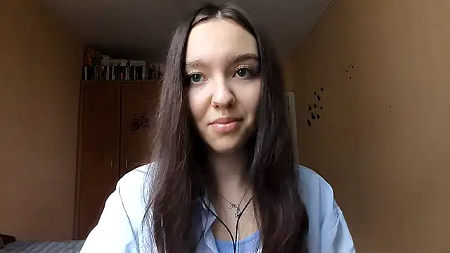 Snapshot of Kimixoo chatting on 11/03/25, 10:49 Kimixoo online show from 11/03/25, 10:49