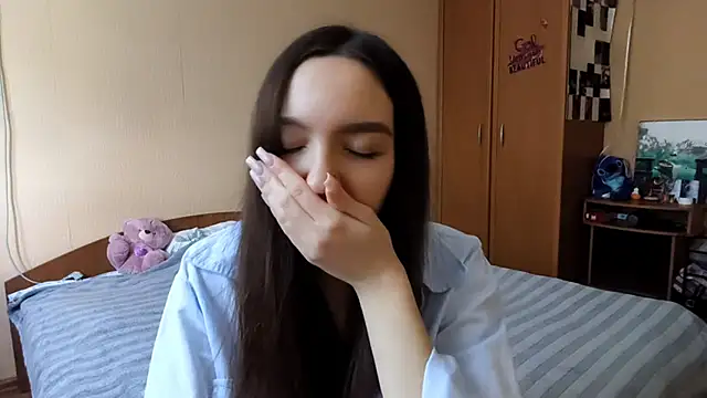 Snapshot of Kimixoo chatting on 11/21/25, 10:36 Kimixoo online show from 11/21/25, 10:36