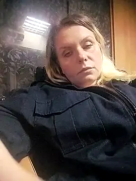 Snapshot of Lana-murr chatting on 11/05/25, 05:02 Lana-murr online show from 11/05/25, 05:02