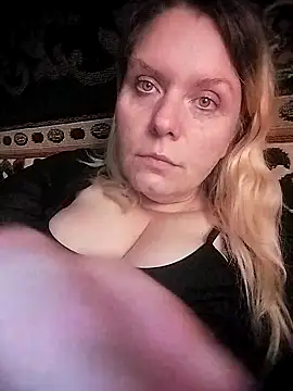 Snapshot of Lana-murr chatting on 11/06/25, 07:09 Lana-murr online show from 11/06/25, 07:09