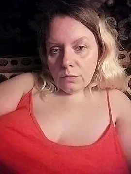 Snapshot of Lana-murr chatting on 11/19/25, 07:47 Lana-murr online show from 11/19/25, 07:47