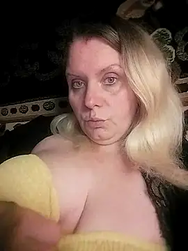 Snapshot of Lana-murr chatting on 12/05/25, 06:15 Lana-murr online show from 12/05/25, 06:15