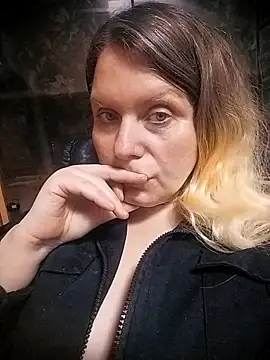 Lana-murr online show from 04/14/26, 05:19