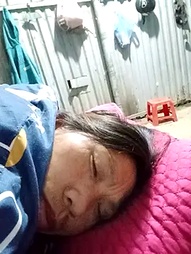 bella-la online show from 11/27/25, 08:44