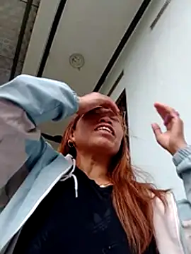 bella-la online show from 02/28/26, 07:53