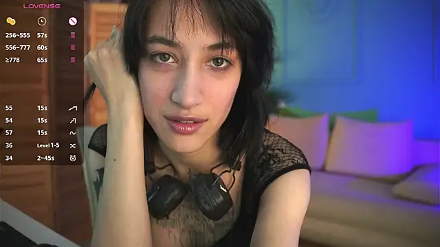 Snapshot of Leta_Vian chatting on 10/29/25, 09:16 Leta Vian online show from 10/29/25, 09:16