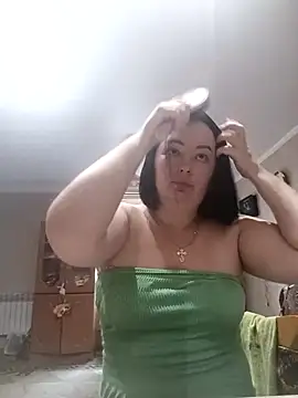 Snapshot of Sunny_Isles_Beach chatting on 11/08/25, 06:13 Sunny Isles Beach online show from 11/08/25, 06:13