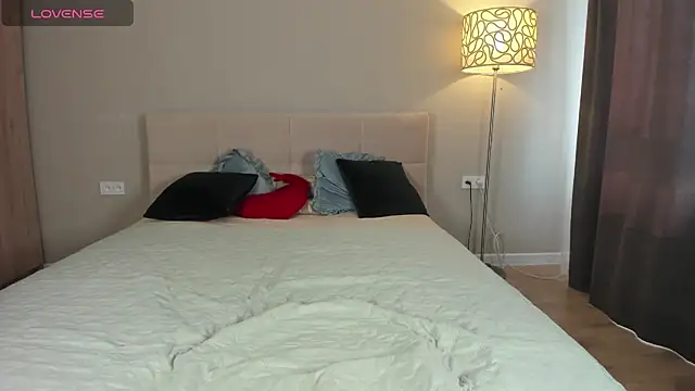 babyyullii online show from 07/09/26, 03:21