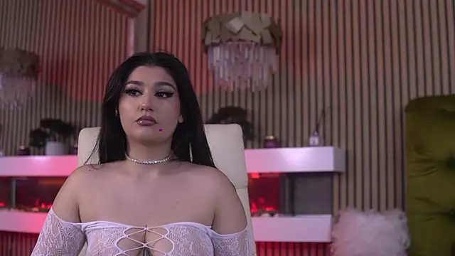 Snapshot of KeylaNoir chatting on 02/12/26, 12:44 KeylaNoir online show from 02/12/26, 12:44