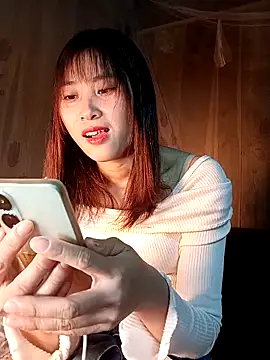 Em xinh01 online show from 12/05/25, 12:14