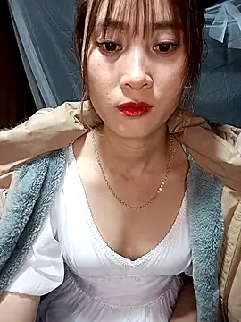 Em xinh01 online show from 03/12/26, 12:33