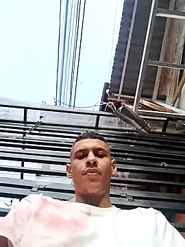 Snapshot of Yordiparra chatting on 03/15/26, 10:38 Yordiparra online show from 03/15/26, 10:38