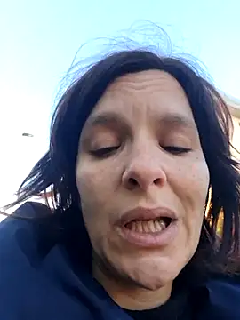 Piediniecollant online show from 11/23/25, 08:47