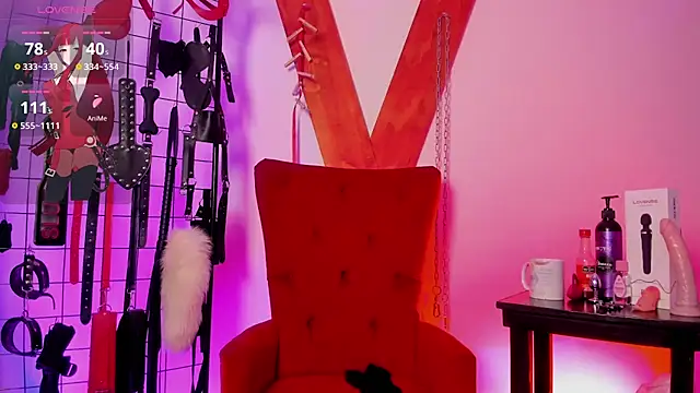 Snapshot of Loana_bdsm chatting on 11/13/25, 12:09 Loana bdsm online show from 11/13/25, 12:09