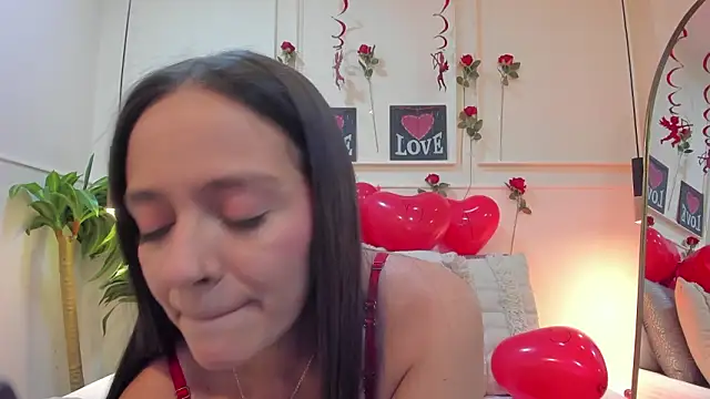 AmberrMoore  online show from 02/14/26, 05:43