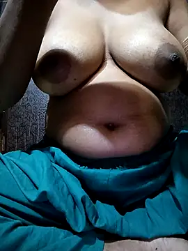 Liza0103 online show from 11/16/25, 05:18