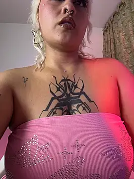 pinkbaddie777 online show from 11/11/25, 02:33