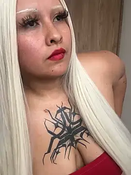 pinkbaddie777 online show from 06/25/26, 06:56