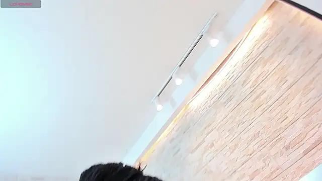 Snapshot of sheinny_brown chatting on 12/13/25, 07:53 sheinny brown online show from 12/13/25, 07:53