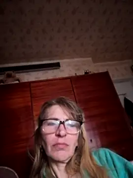 Snapshot of Georgette466 chatting on 03/08/26, 02:43 Georgette466 online show from 03/08/26, 02:43