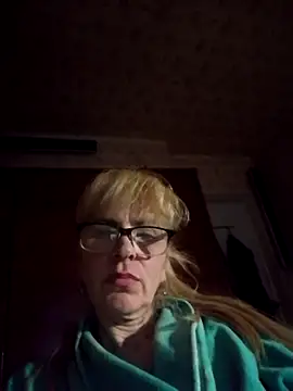 Snapshot of Georgette466 chatting on 03/24/26, 04:23 Georgette466 online show from 03/24/26, 04:23