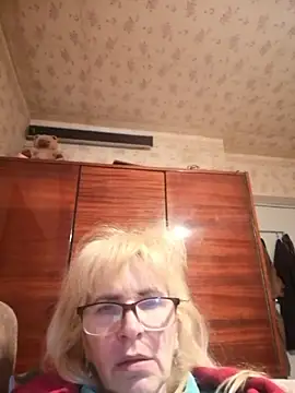 Snapshot of Georgette466 chatting on 04/12/26, 03:39 Georgette466 online show from 04/12/26, 03:39