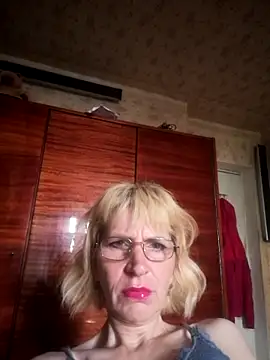 Snapshot of Georgette466 chatting on 06/13/26, 04:10 Georgette466 online show from 06/13/26, 04:10