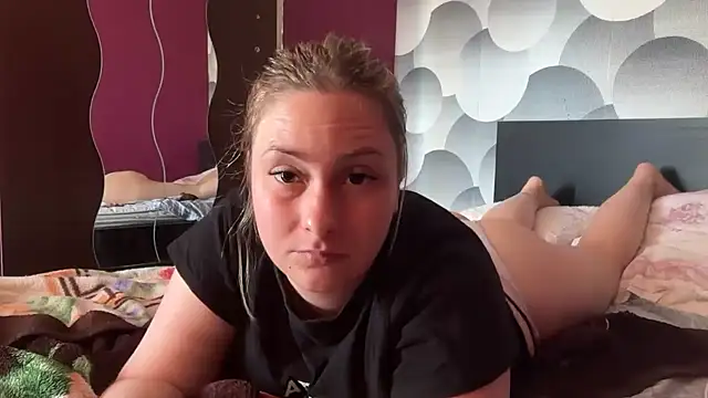 EngelHelene online show from 07/04/26, 09:37