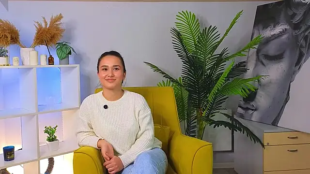 Snapshot of DianVolpe chatting on 10/28/25, 11:58 DianVolpe online show from 10/28/25, 11:58