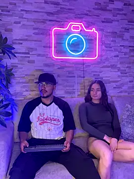 Noa N Luxy online show from 12/03/25, 02:30