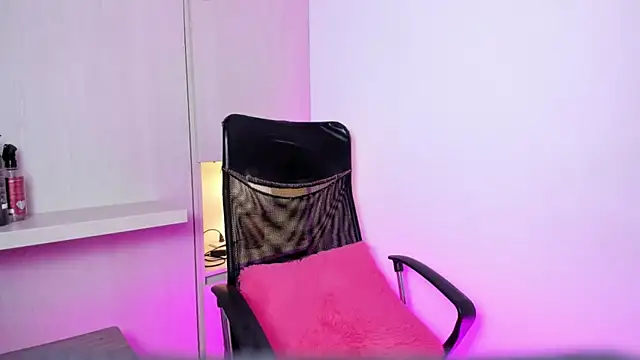 GabyMason  online show from 12/20/25, 06:04