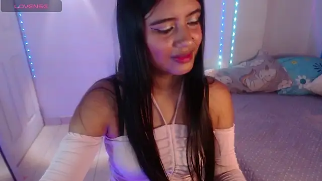 Snapshot of Sussy__22 chatting on 11/18/25, 12:16 Sussy 22 online show from 11/18/25, 12:16