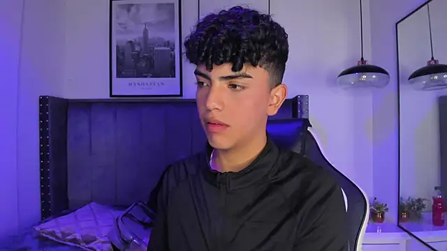 Snapshot of Niick_Twiink chatting on 11/05/25, 08:20 Niick Twiink online show from 11/05/25, 08:20