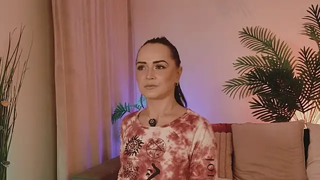 SiennaRosse online show from 02/16/26, 09:33