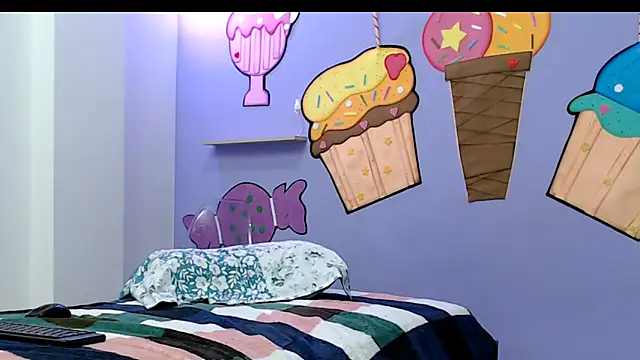 Snapshot of luna69sexgirl chatting on 10/29/25, 08:54 luna69sexgirl online show from 10/29/25, 08:54