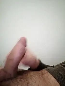 Snapshot of Fa7l1995 chatting on 01/19/26, 12:14 Fa7l1995 online show from 01/19/26, 12:14