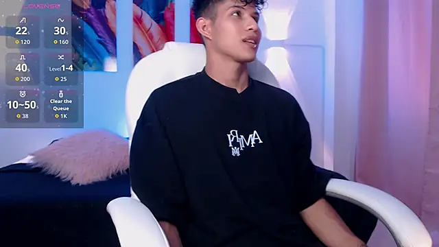 KamiSuarez online show from 03/17/26, 06:22