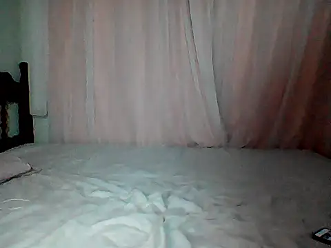 HotGiirl2025 online show from 11/04/25, 03:38